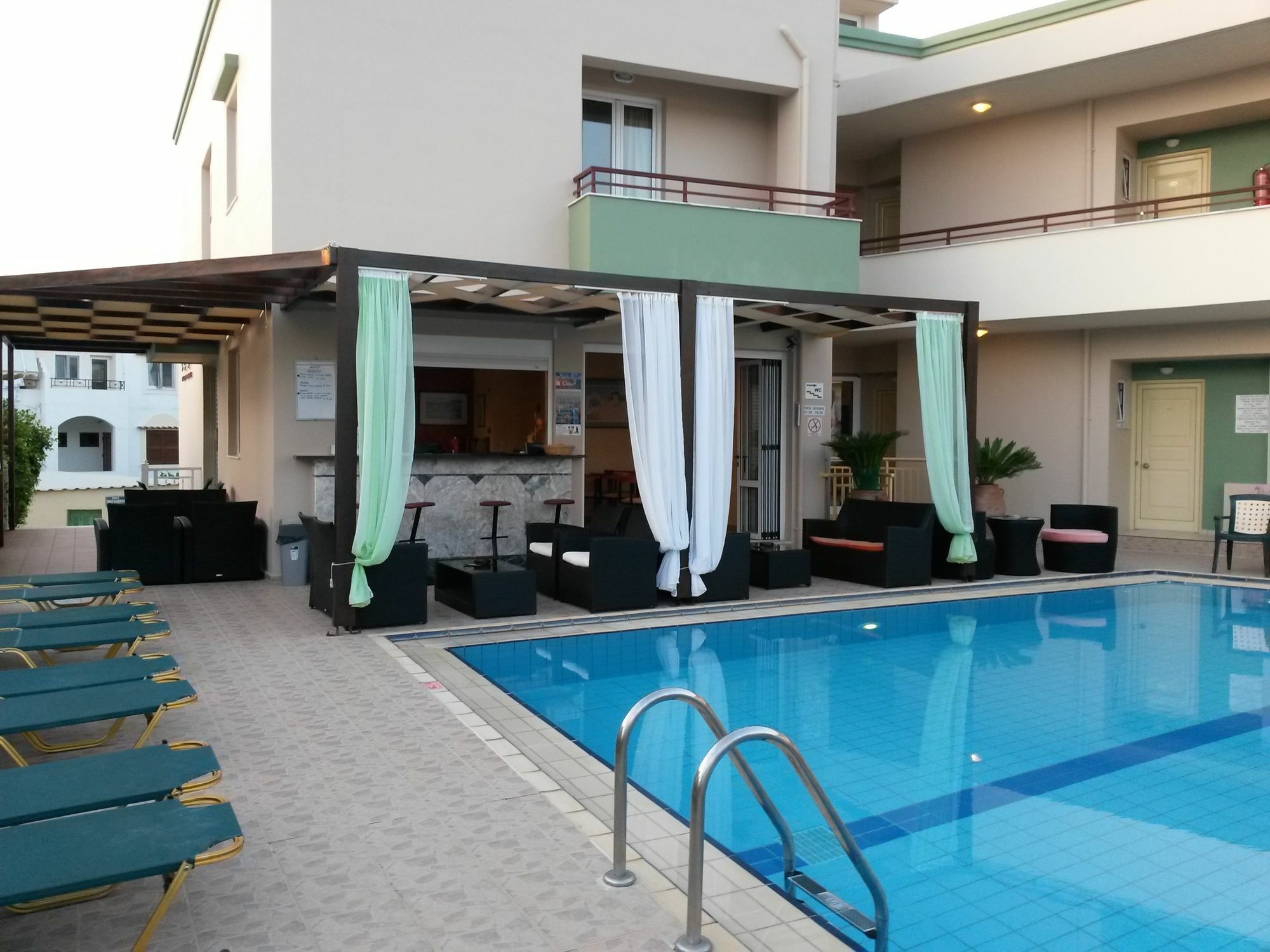 Zannis Hotel Rétino Exterior foto